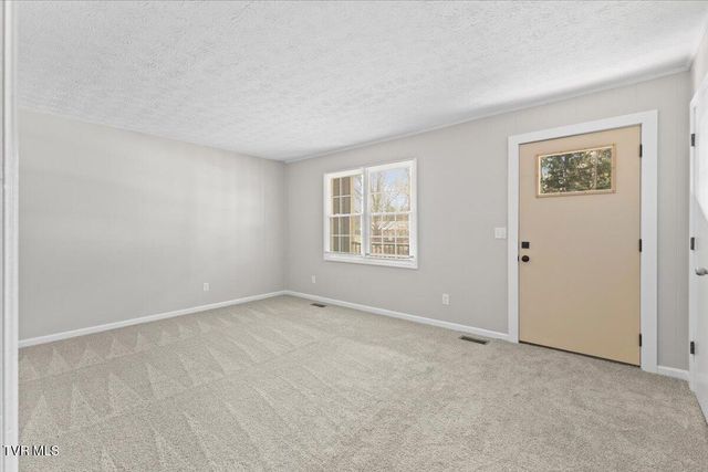 1412 Knob Creek Road, Johnson City, TN 37604