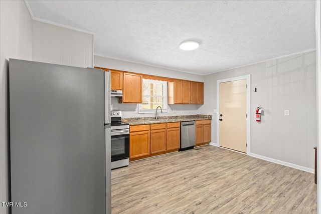 1412 Knob Creek Road, Johnson City, TN 37604