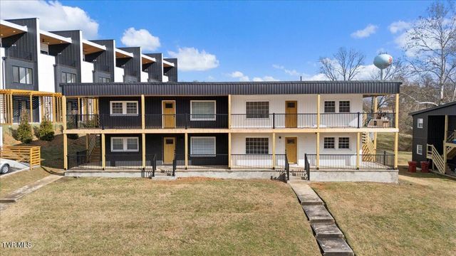 1412 Knob Creek Road, Johnson City, TN 37604