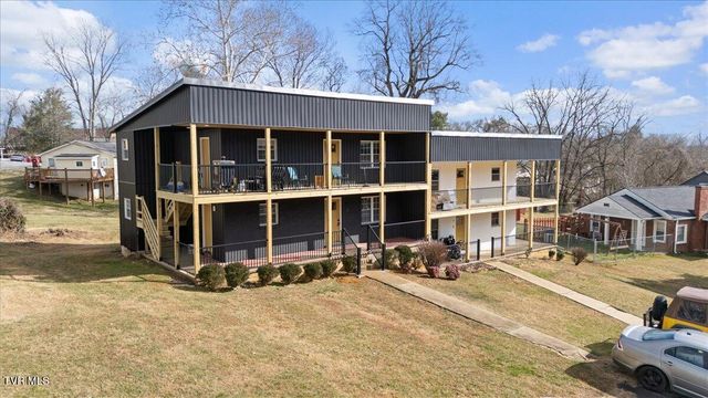 1412 Knob Creek Road, Johnson City, TN 37604