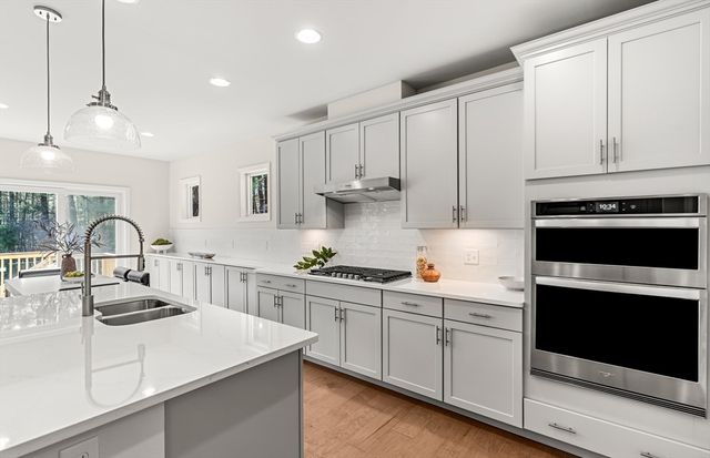 25 Sandtrap Circle 08, Walpole, MA 02081