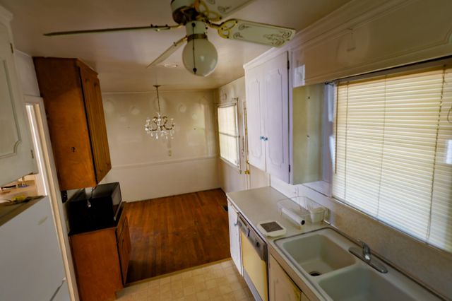1434 NW Hawthorne Avenue, Grants Pass, OR 97526
