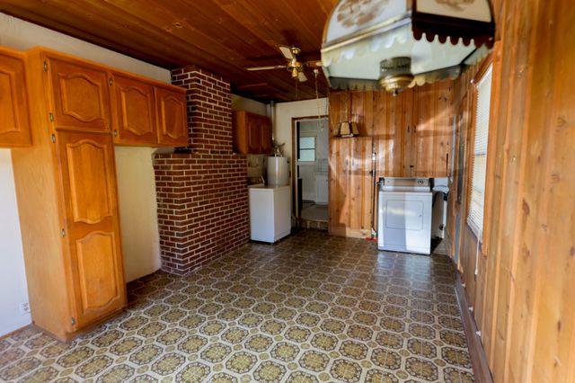1434 NW Hawthorne Avenue, Grants Pass, OR 97526