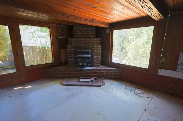 1434 NW Hawthorne Avenue, Grants Pass, OR 97526