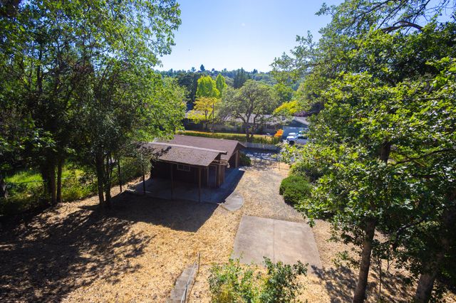 1434 NW Hawthorne Avenue, Grants Pass, OR 97526