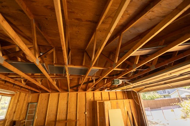 1434 NW Hawthorne Avenue, Grants Pass, OR 97526
