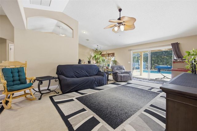 8963 N COMMODORE DRIVE, Citrus Springs, FL 34434