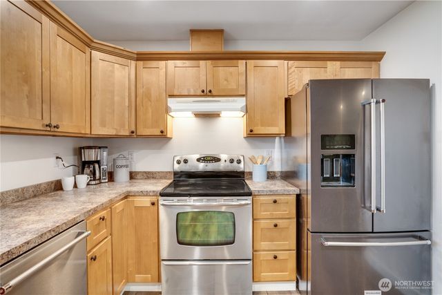 24206 38th Avenue Court E, Spanaway, WA 98387