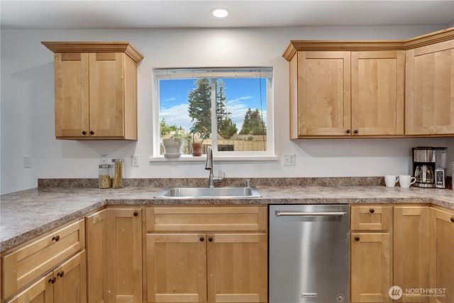 24206 38th Avenue Court E, Spanaway, WA 98387