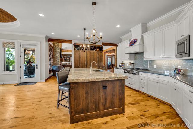 13533 S Lewis Avenue, Bixby, OK 74008