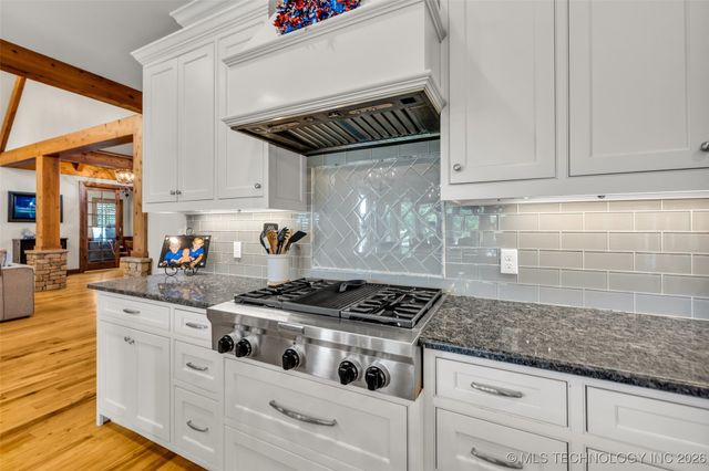 13533 S Lewis Avenue, Bixby, OK 74008