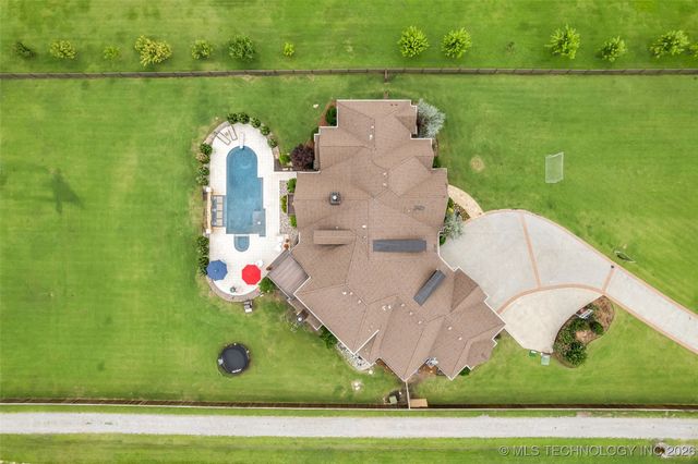 13533 S Lewis Avenue, Bixby, OK 74008