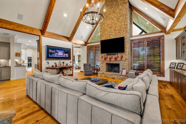 13533 S Lewis Avenue, Bixby, OK 74008