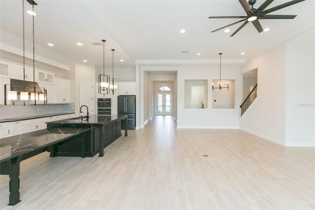 11105 RUSTIC TIMBER LOOP, San Antonio, FL 33576