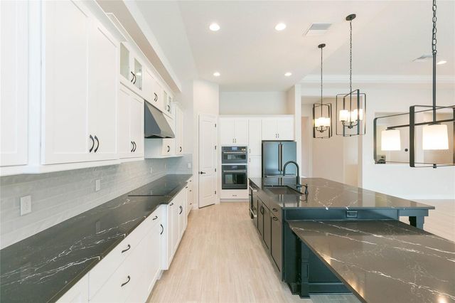 11105 RUSTIC TIMBER LOOP, San Antonio, FL 33576