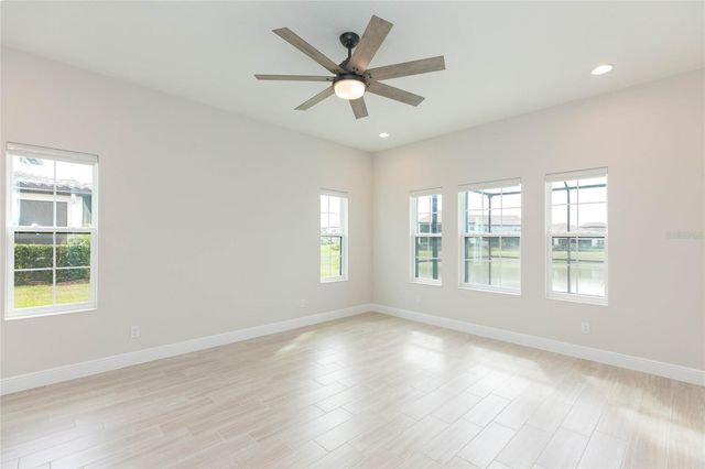 11105 RUSTIC TIMBER LOOP, San Antonio, FL 33576