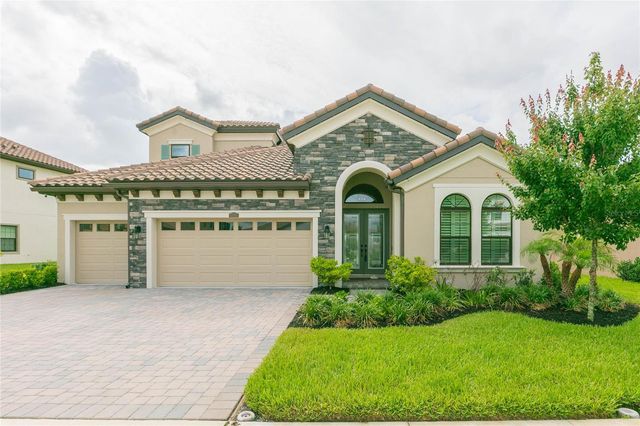 11105 RUSTIC TIMBER LOOP, San Antonio, FL 33576