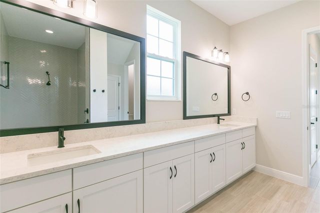 11105 RUSTIC TIMBER LOOP, San Antonio, FL 33576