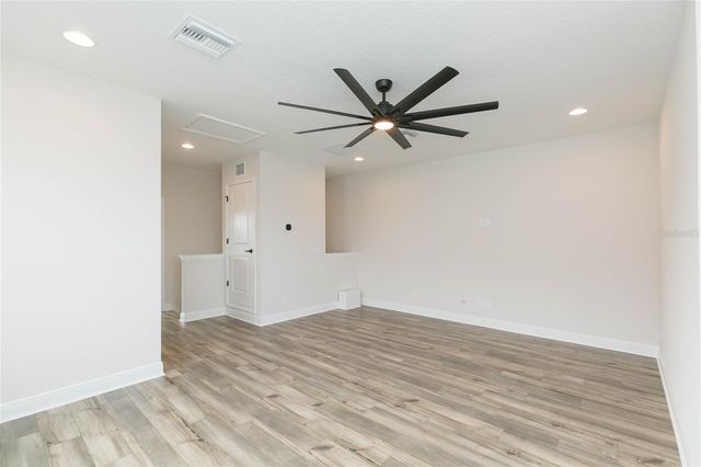 11105 RUSTIC TIMBER LOOP, San Antonio, FL 33576