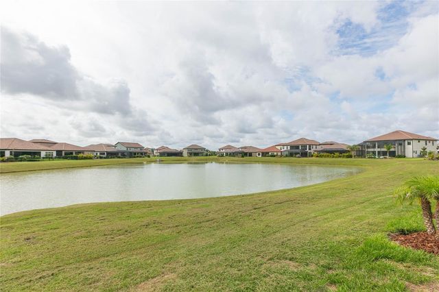 11105 RUSTIC TIMBER LOOP, San Antonio, FL 33576