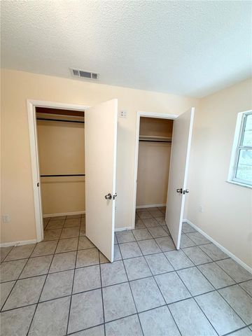 506 HOLT CIRCLE, Winter Haven, FL 33880