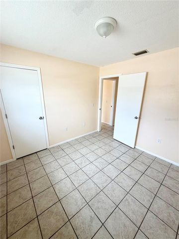 506 HOLT CIRCLE, Winter Haven, FL 33880