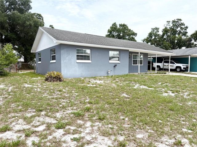 506 HOLT CIRCLE, Winter Haven, FL 33880