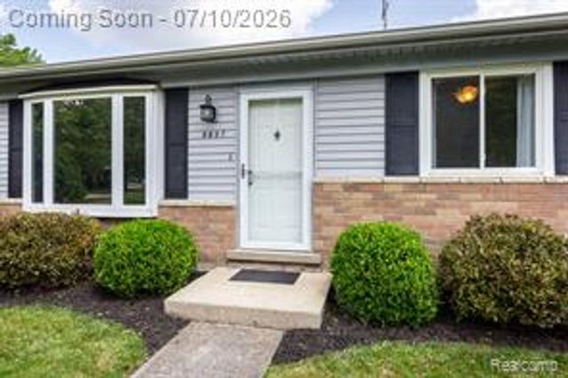 9807 Fairbanks Street, Belleville, MI 48111