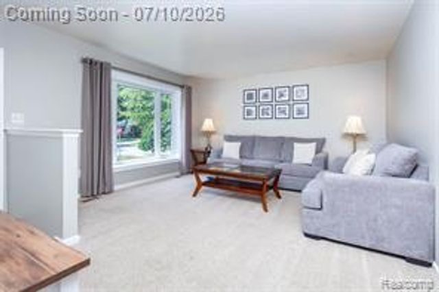 9807 Fairbanks Street, Belleville, MI 48111