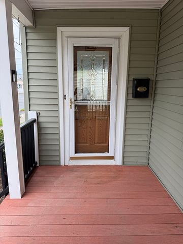2 Columbia Blvd, Peabody, MA 01960