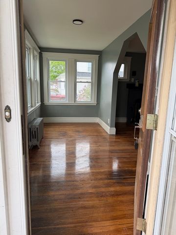 2 Columbia Blvd, Peabody, MA 01960