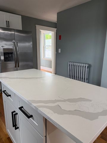 2 Columbia Blvd, Peabody, MA 01960