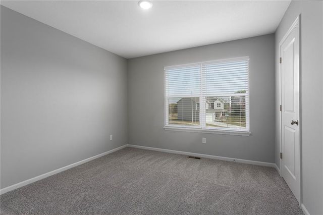 608 Foxglove Lane, Raymore, MO 64083