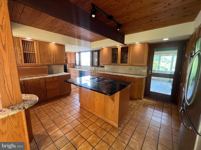 125 GRANDVIEW BLVD, Reading, PA 19609