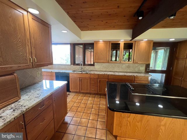 125 GRANDVIEW BLVD, Reading, PA 19609