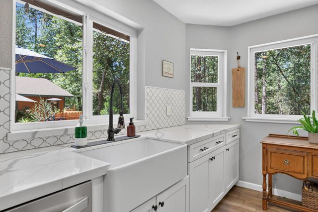 1615 Cantrell Ln, Placerville, CA 95667