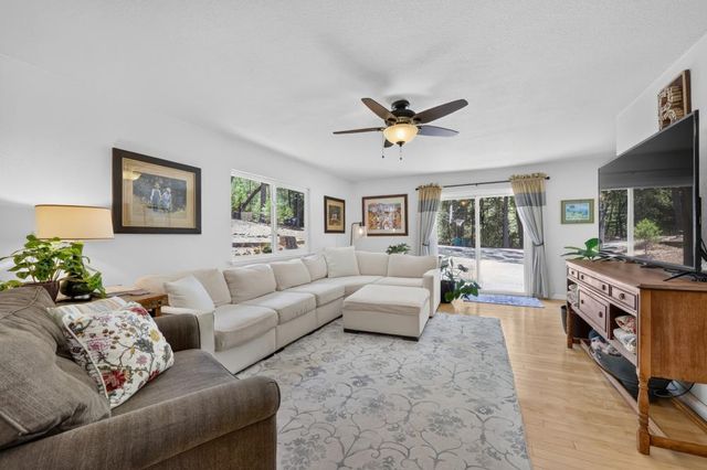 1615 Cantrell Ln, Placerville, CA 95667