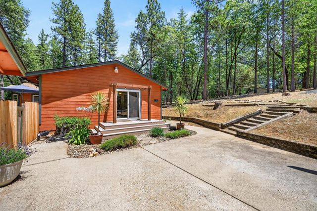 1615 Cantrell Ln, Placerville, CA 95667