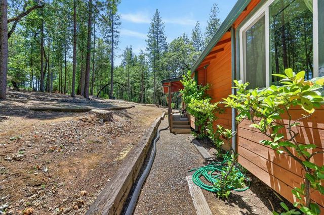 1615 Cantrell Ln, Placerville, CA 95667