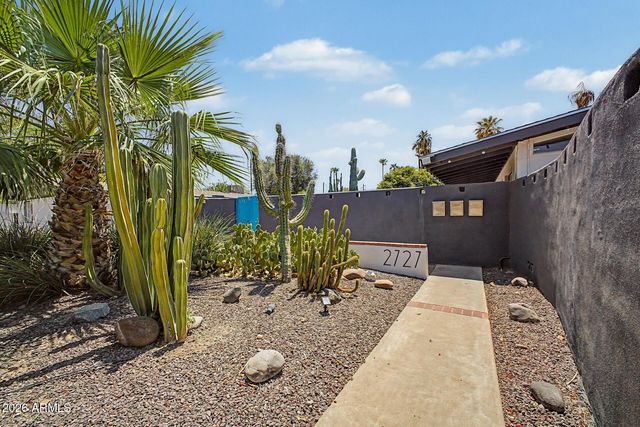 2727 E MONTECITO Avenue, Phoenix, AZ 85016