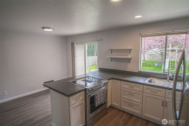 7050 SE Truman Street, Port Orchard, WA 98366
