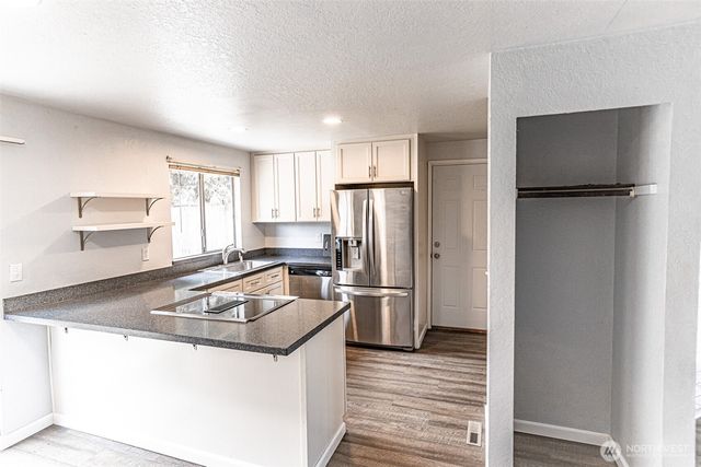 7050 SE Truman Street, Port Orchard, WA 98366