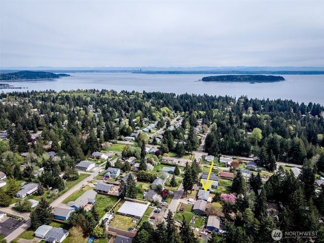 7050 SE Truman Street, Port Orchard, WA 98366