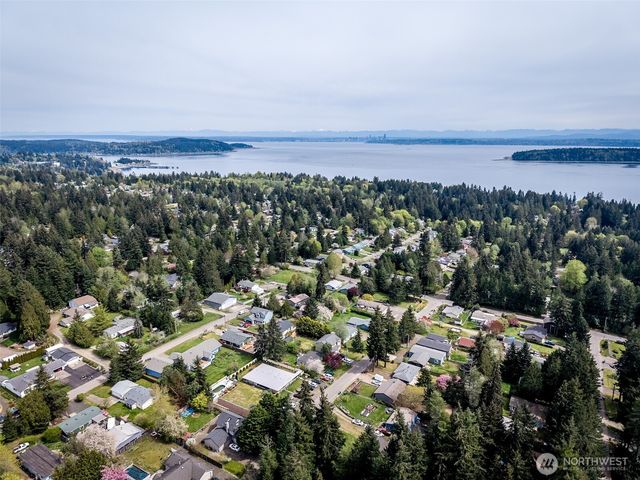 7050 SE Truman Street, Port Orchard, WA 98366