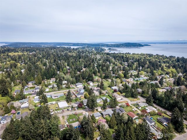 7050 SE Truman Street, Port Orchard, WA 98366