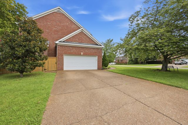 3026 Havasu Dr, Spring Hill, TN 37174