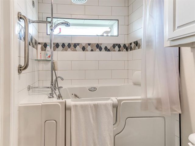 3125 Mackenzie Avenue, Edmond, OK 73013