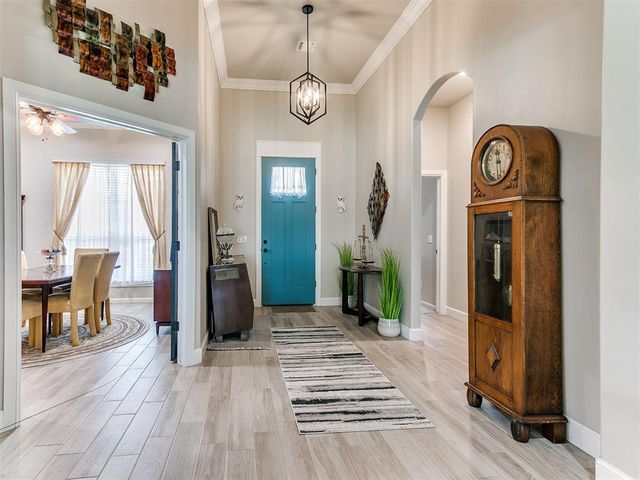 3125 Mackenzie Avenue, Edmond, OK 73013