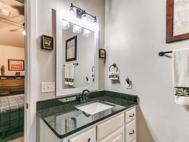 3125 Mackenzie Avenue, Edmond, OK 73013
