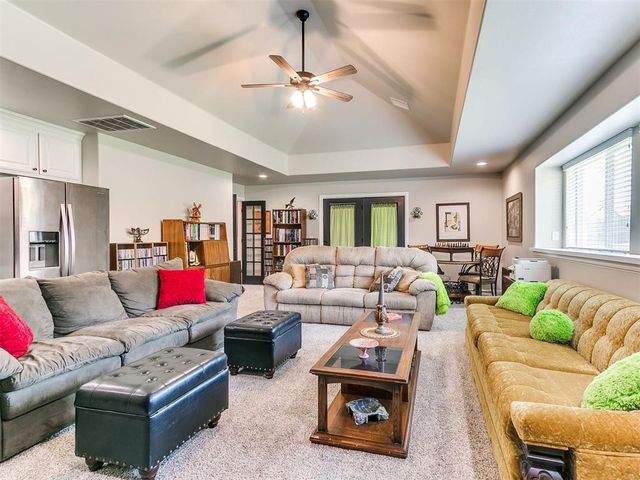 3125 Mackenzie Avenue, Edmond, OK 73013